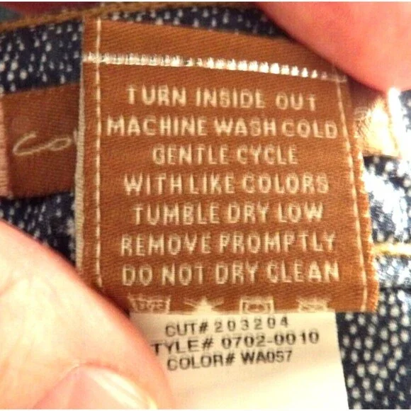 Paige Premium Denim Coldwater Canyon Bell Flare Dark Jeans Size 27 USA size 4 - Picture 10 of 16